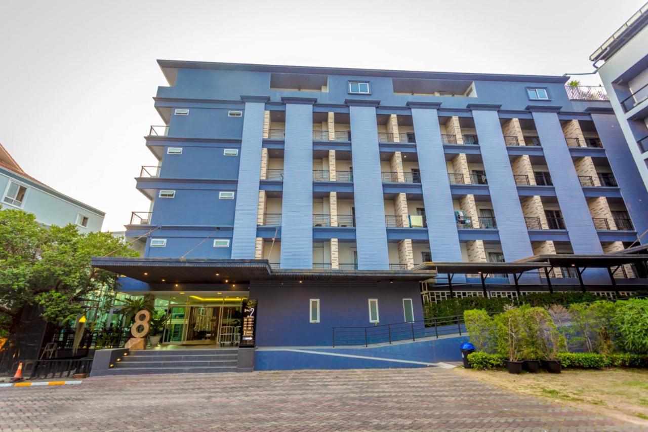 Embryo Hotel Pattaya Exterior photo